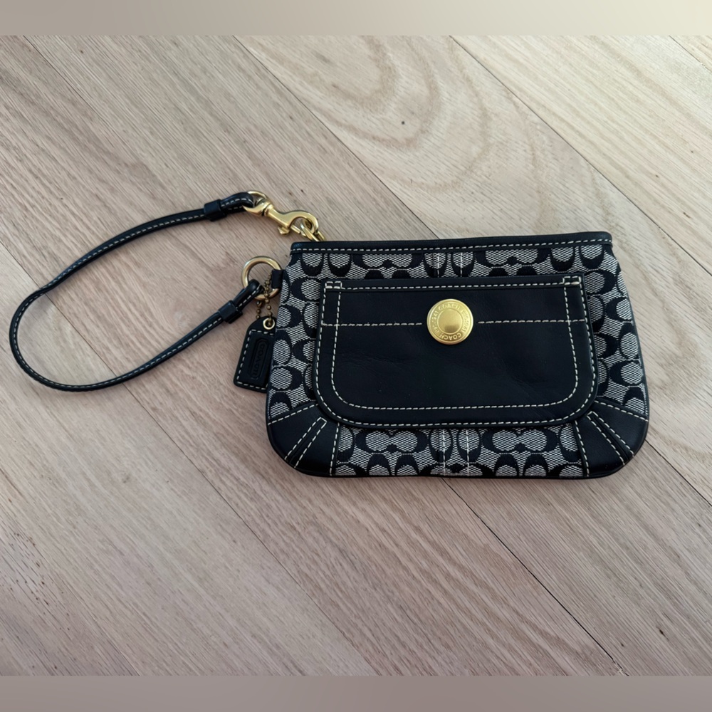 Vintage monogram Coach Black Wristlet with Gold hardware